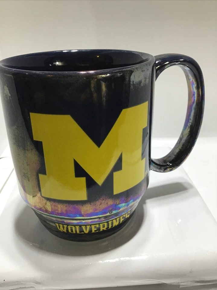 TAZA DE CAFÉ MICHIGAN WOLVERINS. TAZA DE CAFÉ UNIVERSIDAD MICHIGAN. Taza UM LOGO.B204 Foto 2 de 4