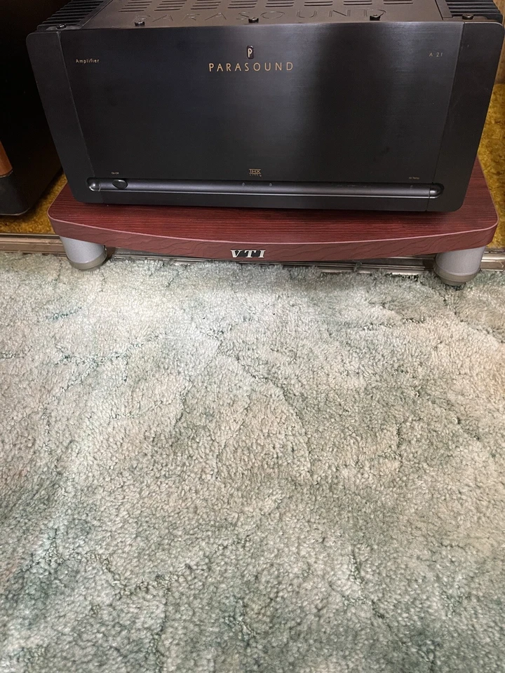 Soporte amplificador VTI 34000 Pro • Rojo oscuro • Metal plateado *¡NUEVO sellado impecable!! Foto 2 de 3