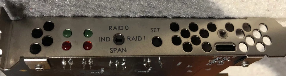 Sonnet Fusion™ Dual 2.5-inch SSD RAID - Image 3 of 3