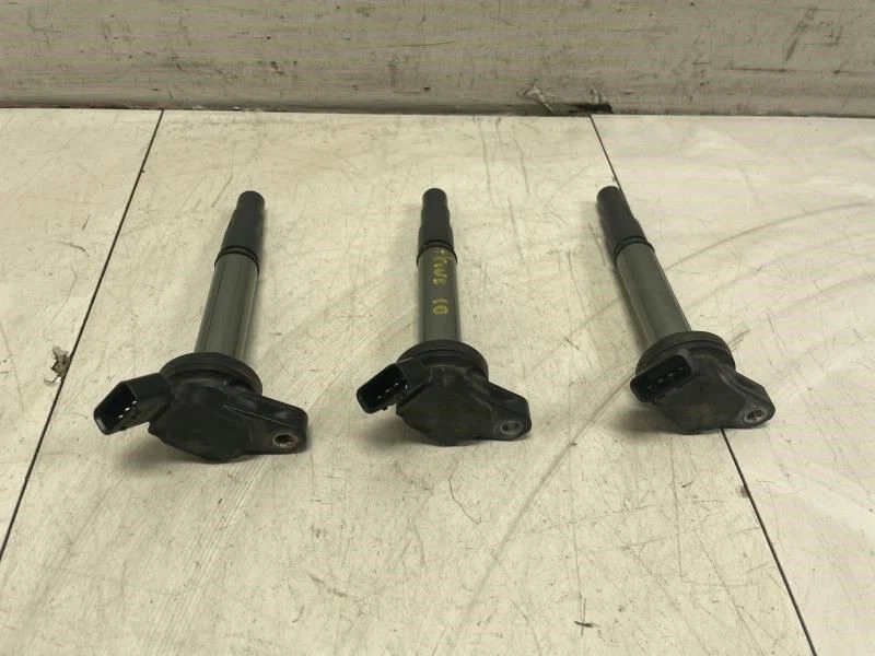 Toyota Prius Hybrid 2010 1,8 L bobina de encendido/encendedor 3 piezas OEM+ Foto 4 de 4