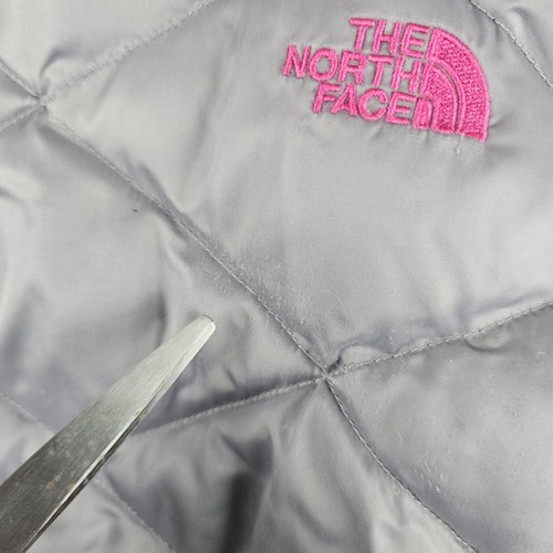 The North Face Wintermantel Mädchen groß rosa grau Daunen 550 Puffer isoliert Reißverschluss - Bild 12 von 13