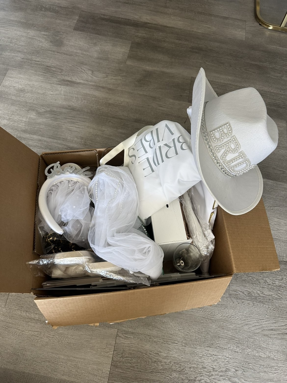 Bridle/Wedding Box With Multiple Items - image 3