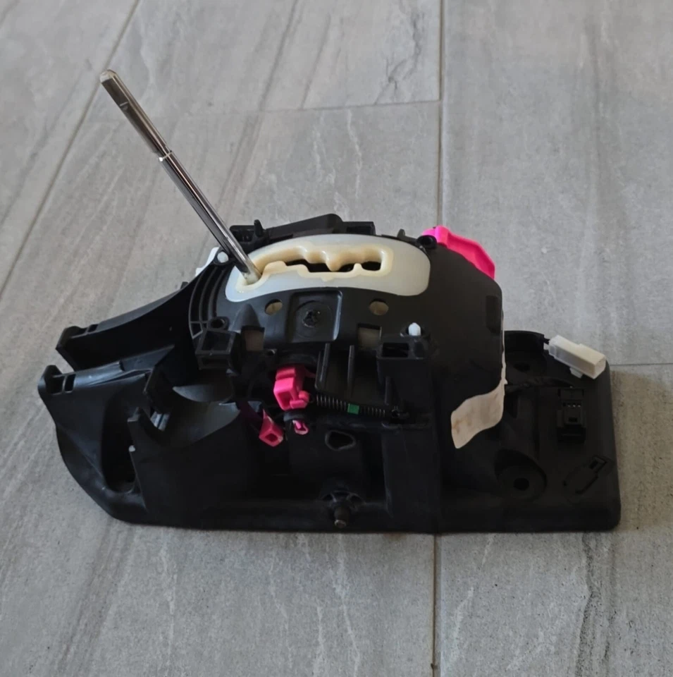 Palanca de cambios de transmisión automática Chrysler 200 Sebring Dodge Avenger 07 a 14 MOPAR Foto 3 de 4