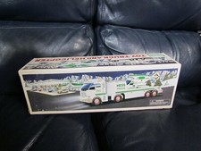 2006 Hess Toy Truck and Helicopter Holiday NEW