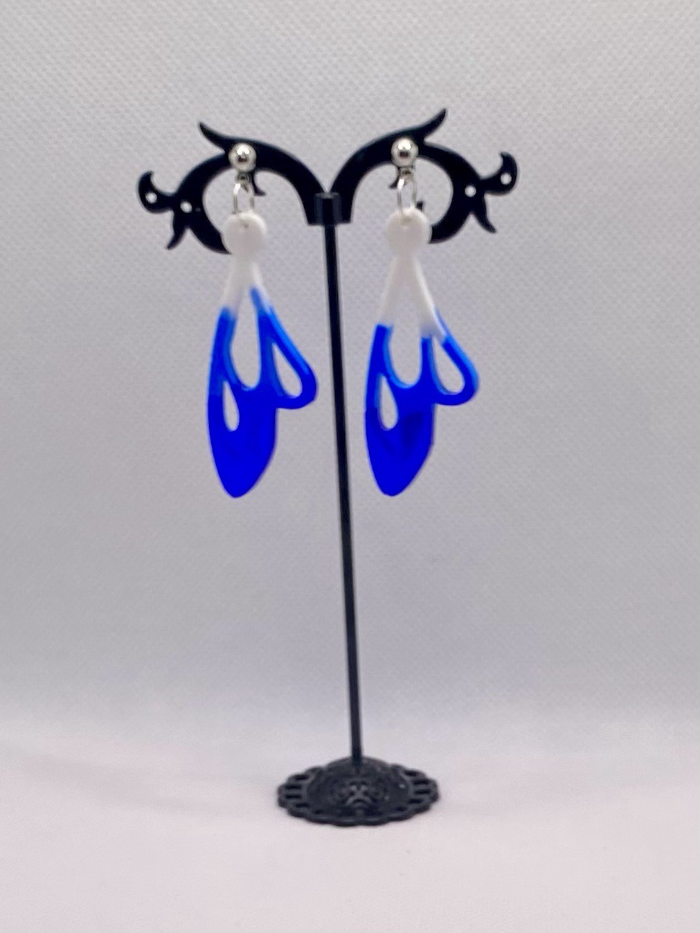 Blue White Abstract Dangle Drop Earrings Resin Fashion Hook Closure