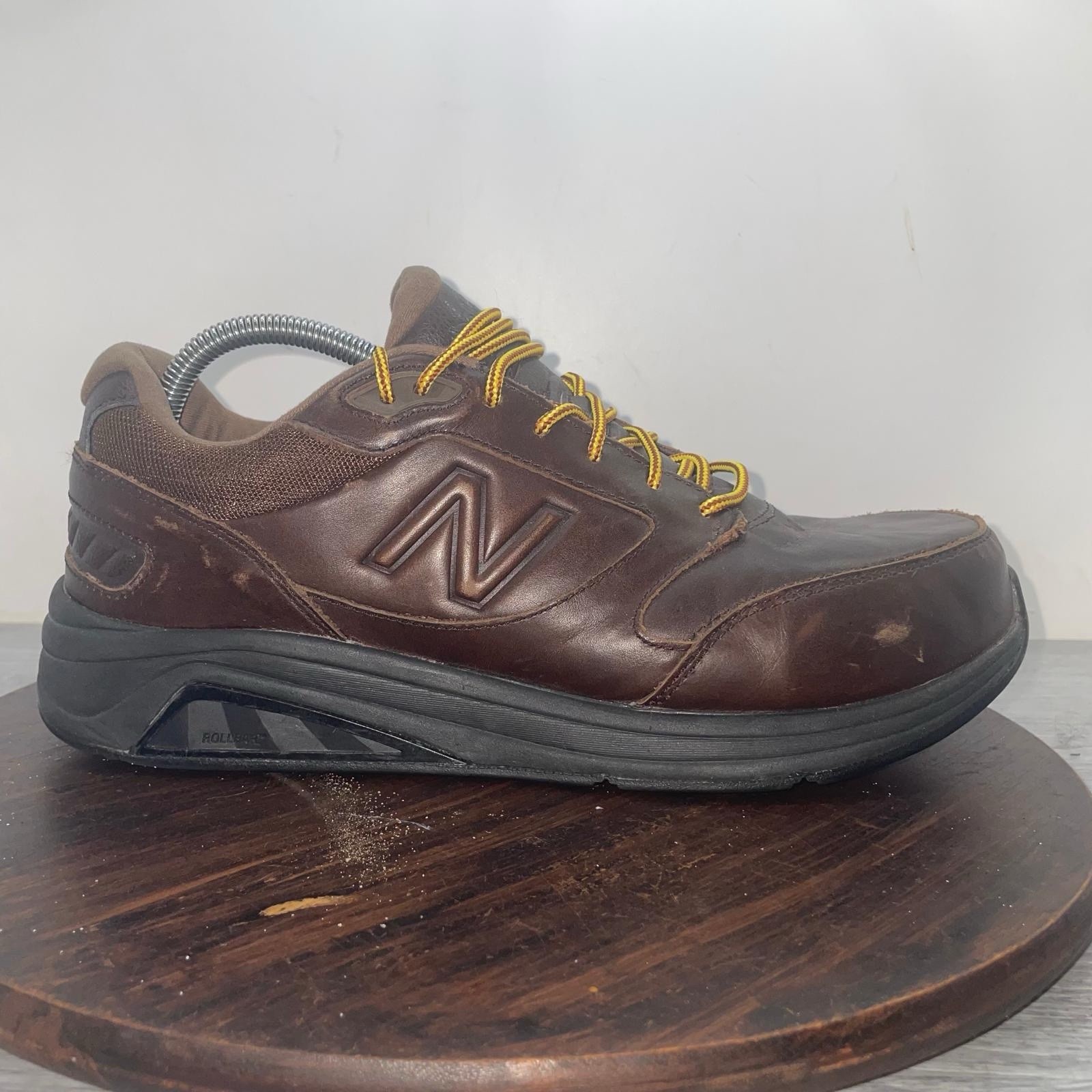 New Balance Walking Shoes Mens Size 9.5 6E Wide Brown Leather 928v2 MW928