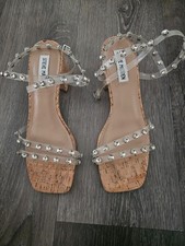 steve madden strappy heels with embellishments size 7