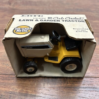 #ad Ertl 1:16 Cub Cadet Model # 499 10CA 1982 Limited Edition Tractor 682 New In Box $80.00