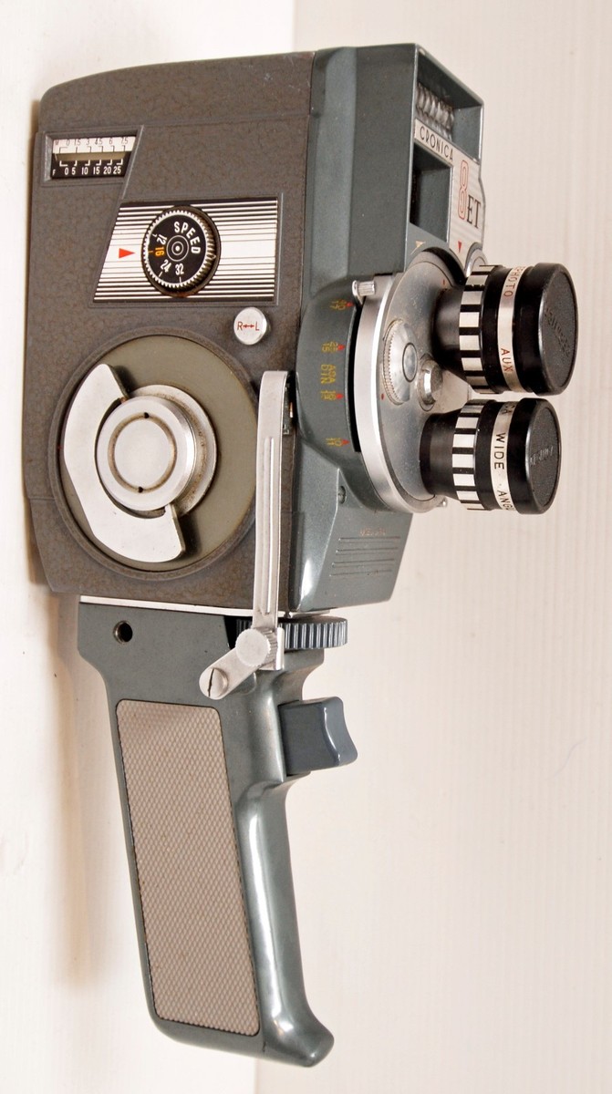 Cronica-8 Model ET (1960) - Crown Optical Co. Ltd - LastDodo