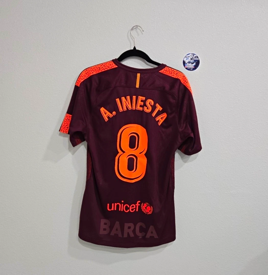 Nike Andres Iniesta FC Barcelona International Club Soccer Fan