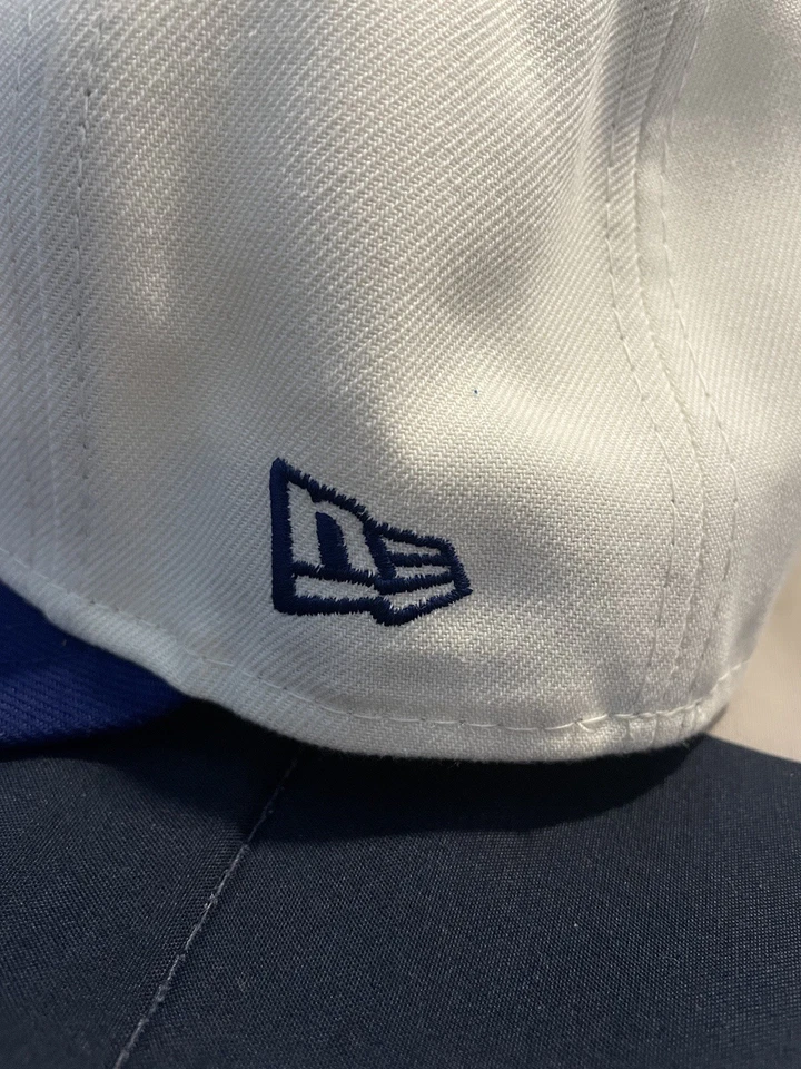 Los Angeles Dodgers New Era 59Fifty El Salvador Fitted Hat Size 7 1/8 - Image 3 of 4