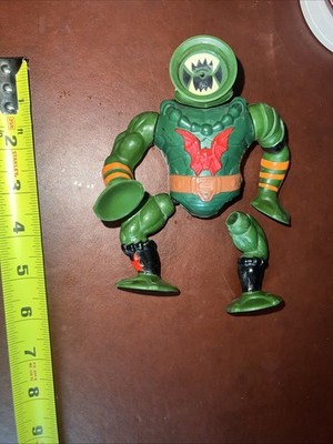 1984 MOTU Leech Action Figure   He-Man Masters of the Universe   Needs Leg Band