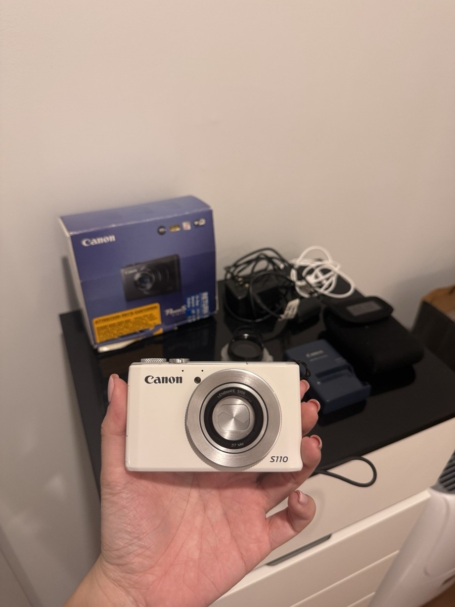 Canon PowerShot S110 12.1MP Compact Digital Camera White Wi-Fi 5x