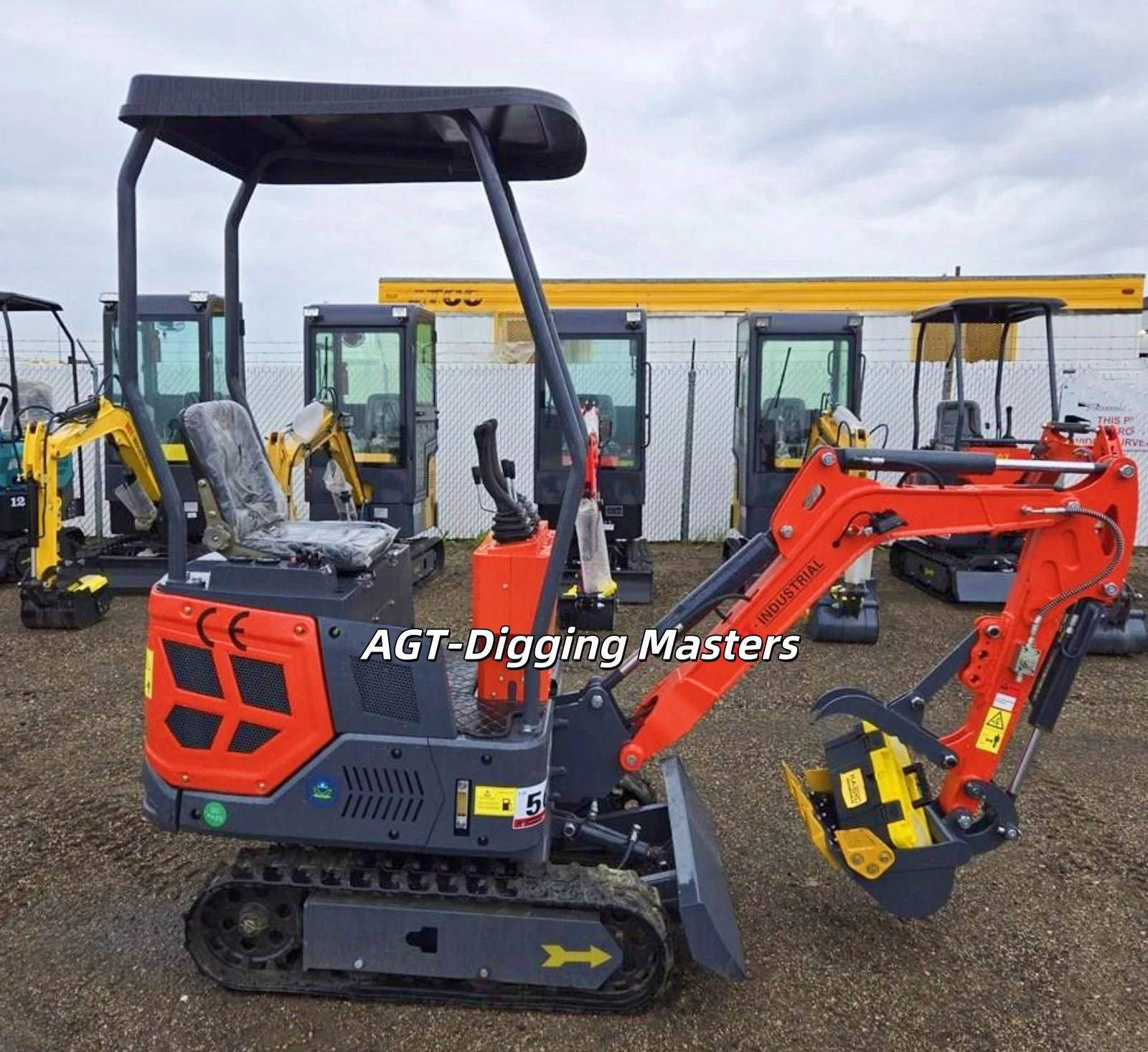 AGT DJ14 Mini Excavator - SIDE View