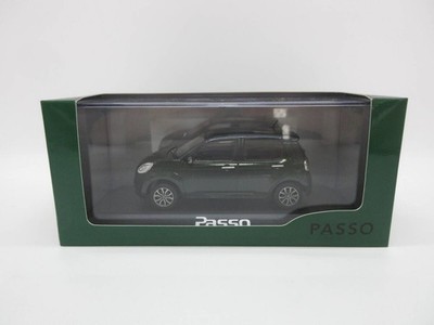 1/30 New Passo MODA Passo MODA Late Mini Car Black Mica x Dark Emerald Mica