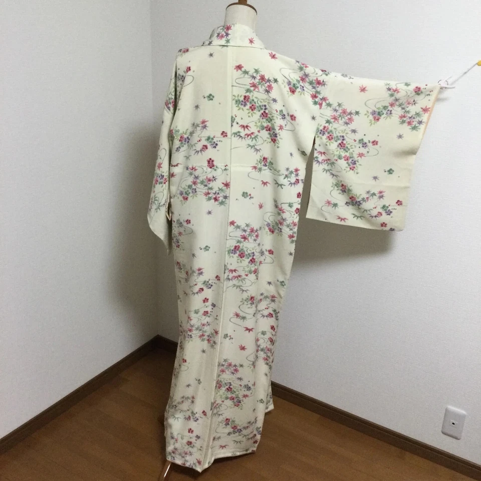 【Casi Como Nuevo】Kimono Antiguo, Kimono Japonés, Bata Kimono, Kimono Patrón de Flores, Foto 4 de 4