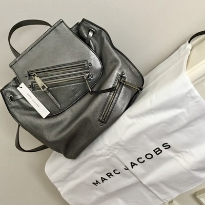 NEW! Marc Jacobs MEDIUM Leather Zip Pack Backpack silver  display picture 1