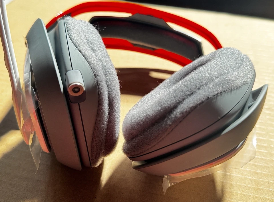 Gray / Orange ASTRO Gaming A40 HEADSET ONLY (XBOX, PLAYSTATION, PC)- READ - Image 4 of 4