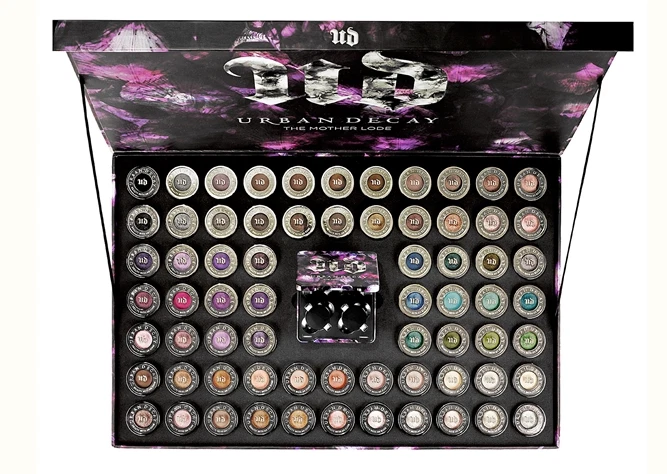 Urban Decay The Motherlode Vault NIB 68 pcs Eyeshadow - Image 2 of 3