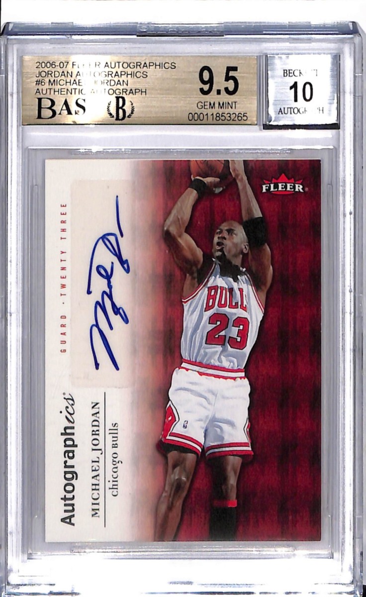 2006 Fleer Autographics Jordan #6 Michael Jordan Authentic Auto
