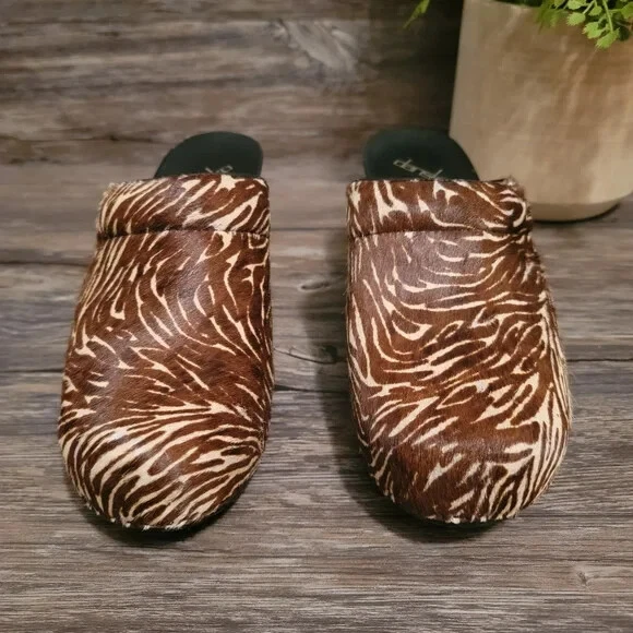 Sandalias para mujer Dansko Rae pelo de pony negras marrones zueco de leopardo talla 9,5 Foto 4 de 4