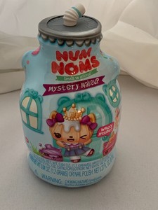 num noms mystery makeup wave 2