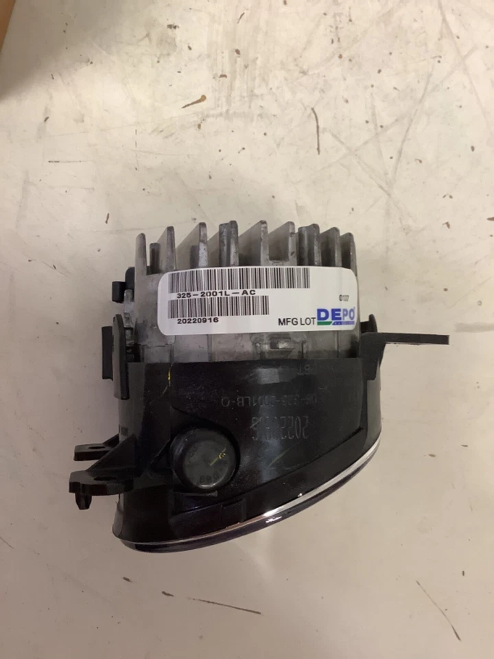 SE ADAPTA A INFINITI Q50/QX50 Q60/QX60 2014-2017 DRIVER LH FOG DEPO B38L-10331 TC Foto 3 de 4