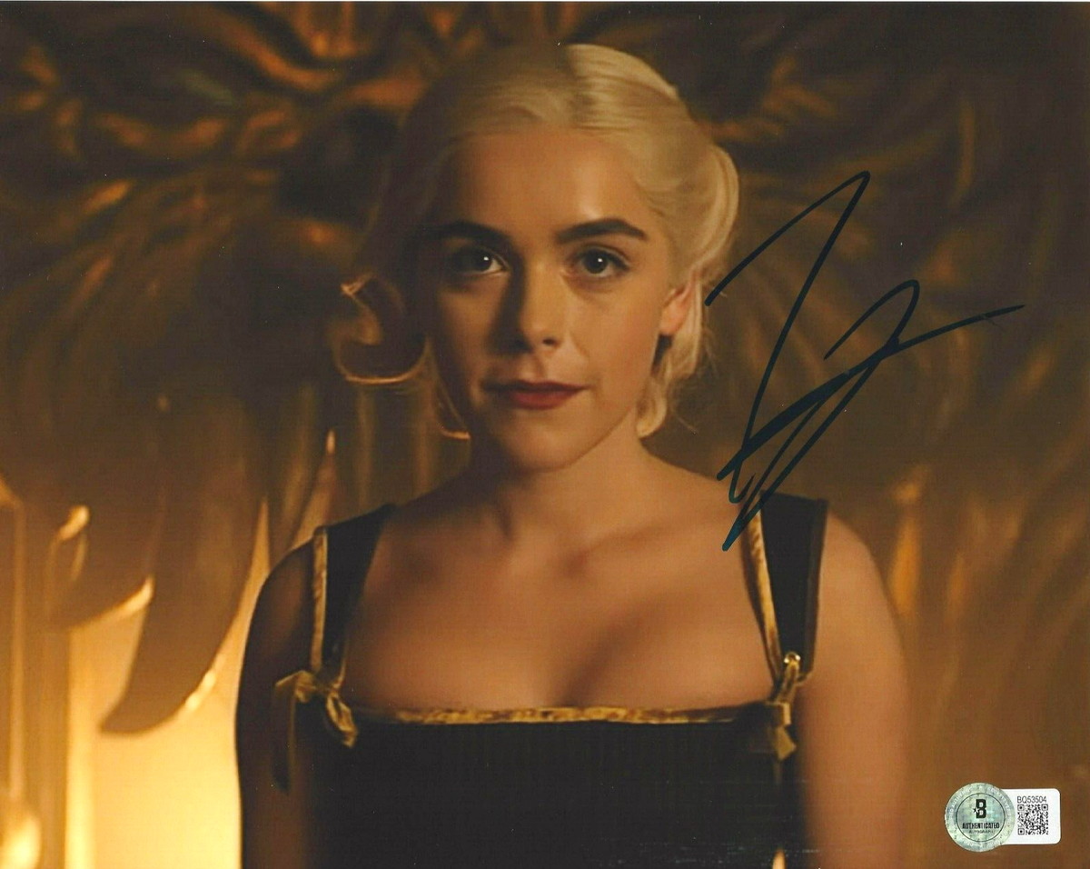 KIERNAN SHIPKA AUTOGRAPHED CHILLING ADVENTURES OF SABRINA 8x10