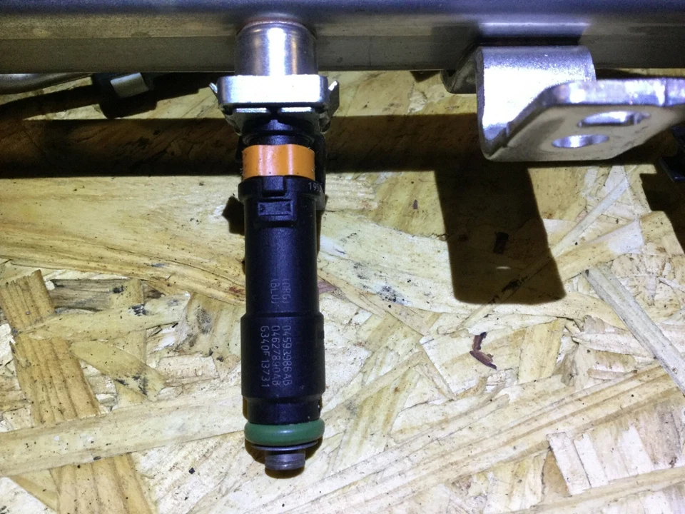 Jeep Renegade 2015 2016 2017 riel de combustible de 2,4 L 4627120AD OEM Foto 4 de 4