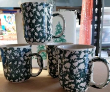 Set Of 4 Folk Craft MOOSE COUNTRY Green Sponge Coffee Cup Mug Made by Tienshan
