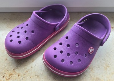 Crocs lila-pink Gr. J2 (33-34)