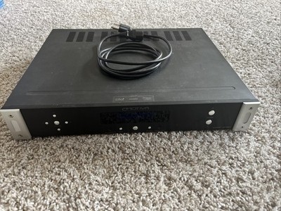 Emotiva UMC-200 7.1  Pre - Amp Surround Sound Processor