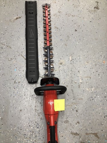 Milwaukee 3034-20 M18 FUEL 18V 30" Cordless Li-Ion Hedge Trimmer - Bare Tool