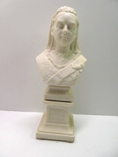 VINTAGE PARIAN STATUE BUST OF QUEEN VICTORIA ON PLYNTH JUBILEE 1887