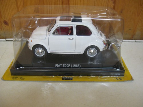 Fiat 500 F 1965, weiss, 1:24 von Fabbri / Hachette