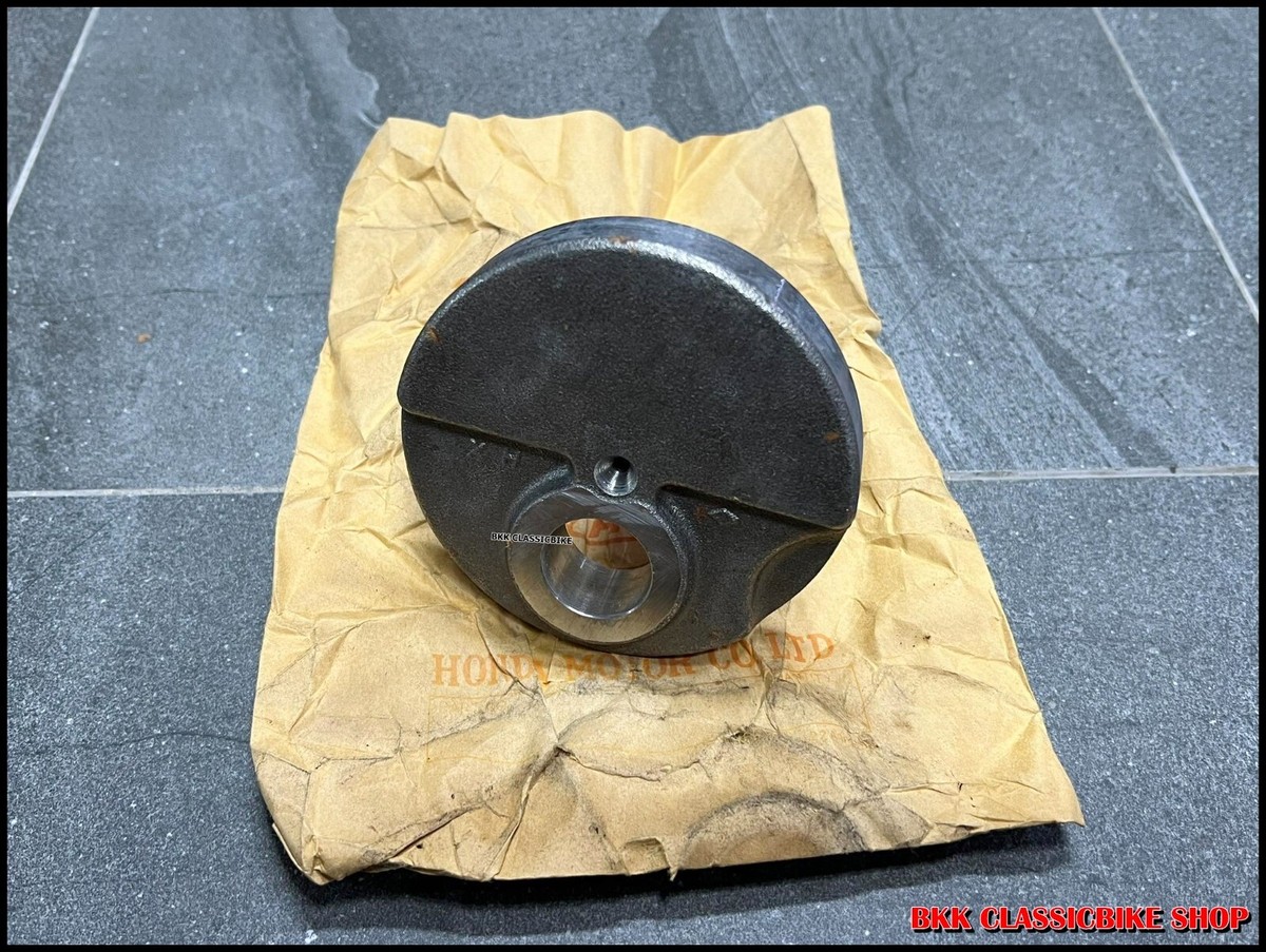NOS Honda S110 BENLY CRANKSHAFT LEFT Genuine Japan P/n 13321