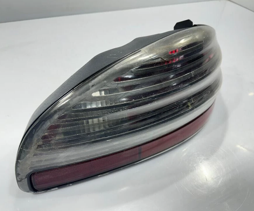 1997-2003 PONTIAC GRAND PRIX RIGHT TAIL LIGHT P/N 16522290 GENUINE OEM USED PART - Изображение 2 из 4