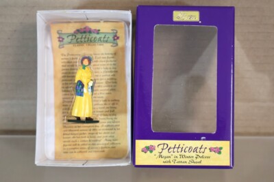 Britains 60005 Petticoats Megan In Winter Delisse & Tartan Shawl 1805-1816