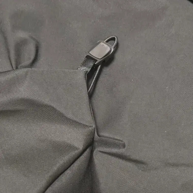 Arc'teryx Men's Padded Jacket, Excellent Condition thumbnail 5