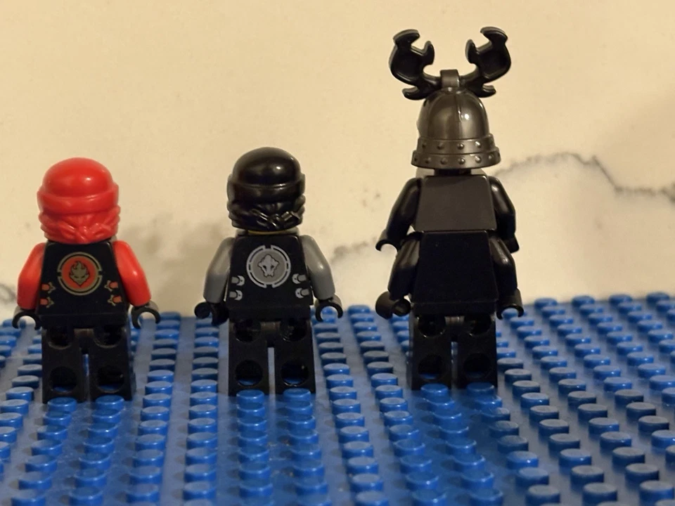 Lego Lot of 9 Ninjago Final Battle Minifigures - Stone Warrior, Scout, Etc - Image 3 of 4