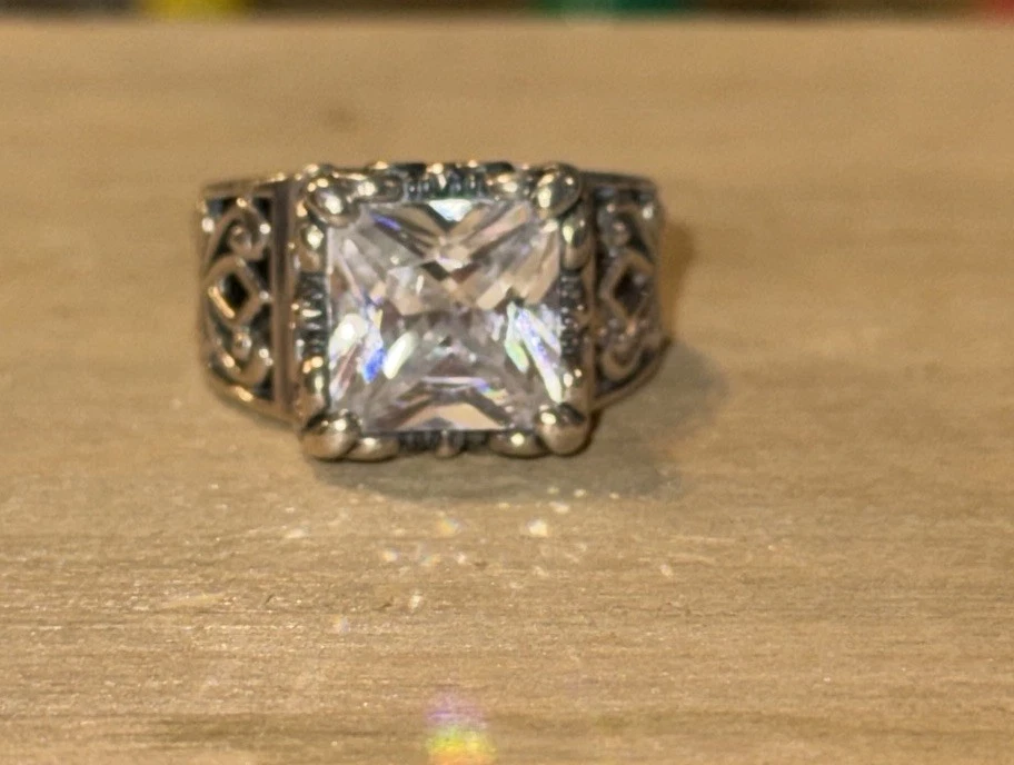 Silpada 925 Sterling Silver Uptown Cubic SIZE 5 CZ Filigree Ring R0981 - Image 2 of 3