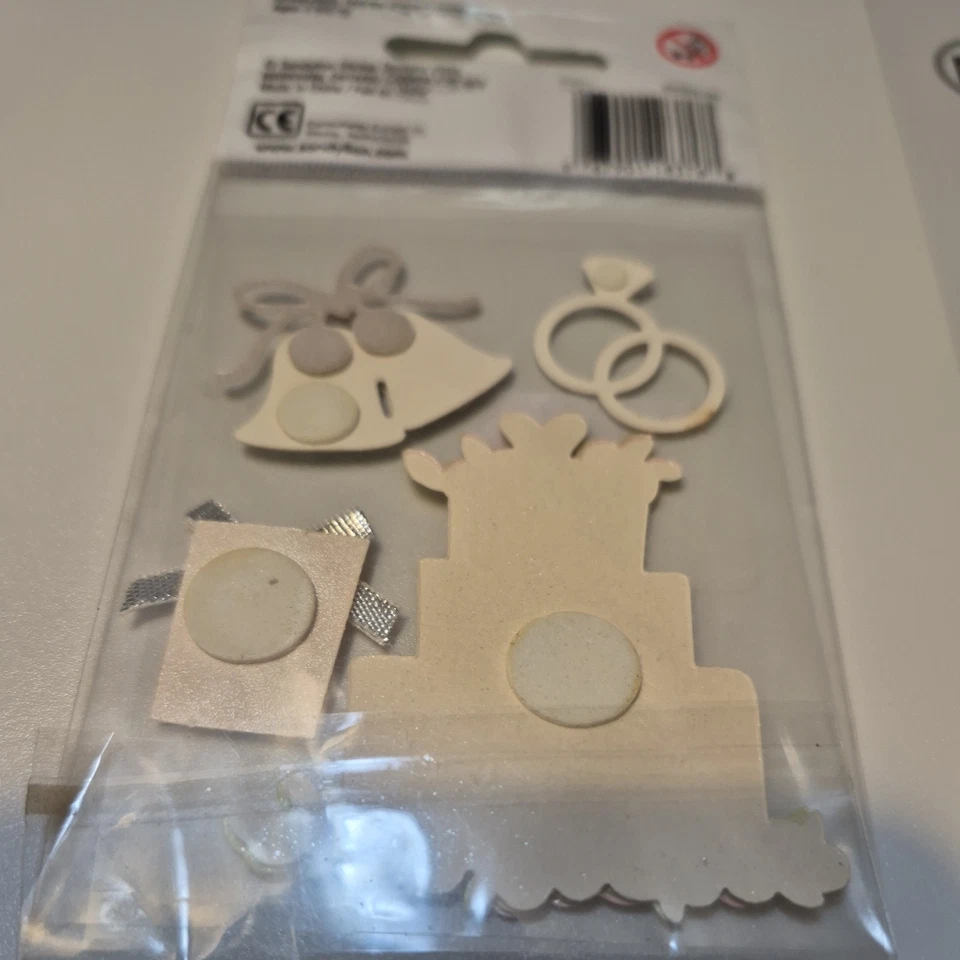 Campanas y anillos Sandylion Essential 3D pegatinas para pasteles de boda Foto 2 de 2