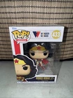 Funko Pop! Vinyl: DC Universe - WW - Wonder Woman Classic with Cape #433