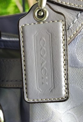 COACH F15083 MEDIUM VINTAGE LYNN SOHO LAVENDER SIGNATURE C CANVAS
