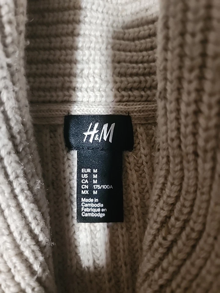 Suéter cárdigan abotonado cuello chal mediano H&M- para hombre Foto 3 de 4