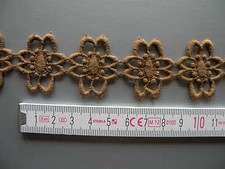 50 St. Bl&uuml;ten Spitze, Baumwolle, &Auml;tzspitze, Spitzenborte, braun ca. 2,5 x 3 cm