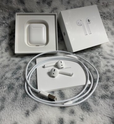 Apple AirPods 2nd Generation with Charging Case - White