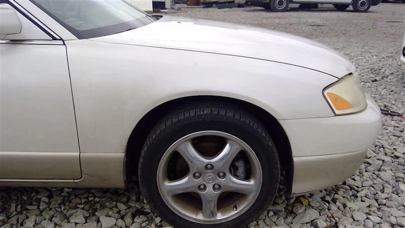 Used Radiator fits: 2001 Mazda MILLENIA 2300 Grade A - Image 3 of 4