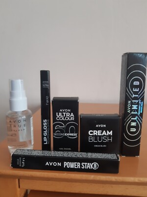 Avon Kosmetikpaket inkl. Gefriertrockennagelspray, Concealer, Nagellack 