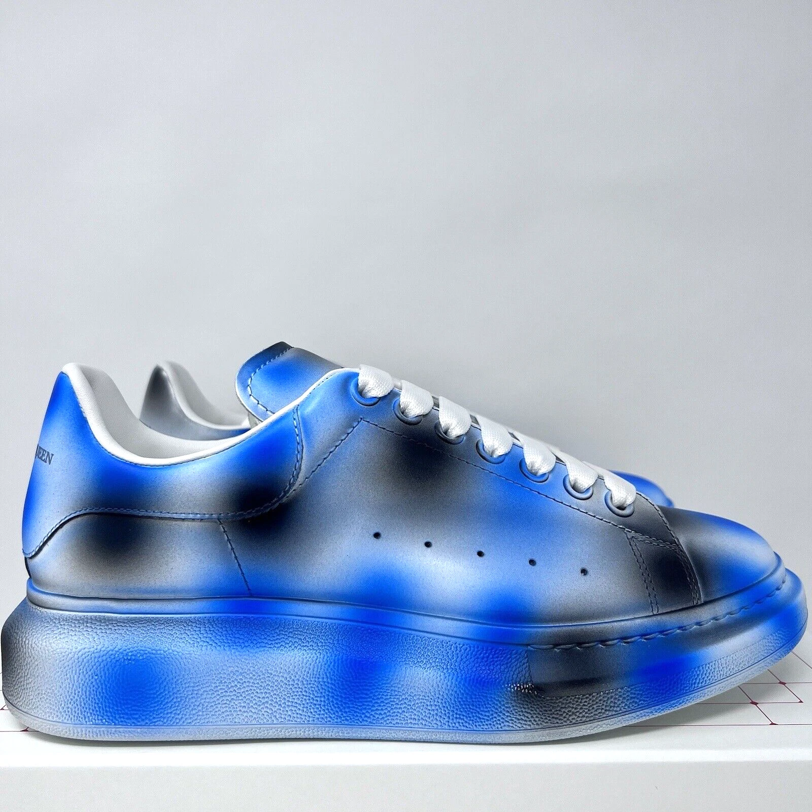 Alexander McQueen — Alexander McQueen Men's Ombre Sprayed Sneakers 9 US / 42 EU Blue Black White